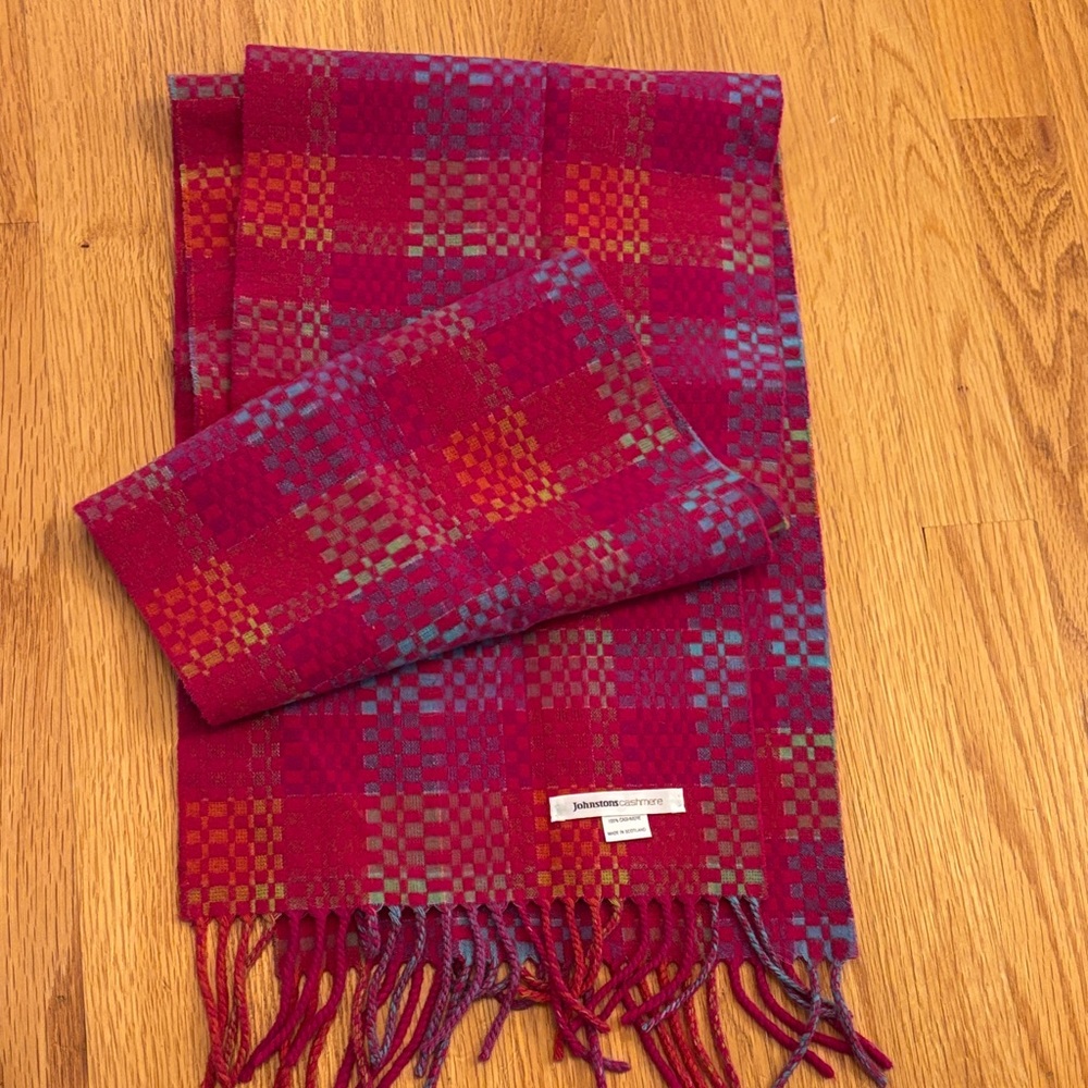 Johnstons 100% Cashmere Pink Plaid Scarf